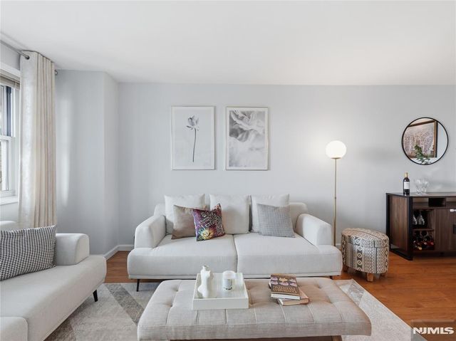 6600 Boulevard E 19H, West New York, NJ 07093