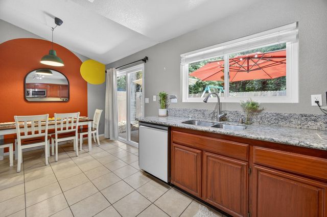 9509 Big Timber Dr, Elk Grove, CA 95758