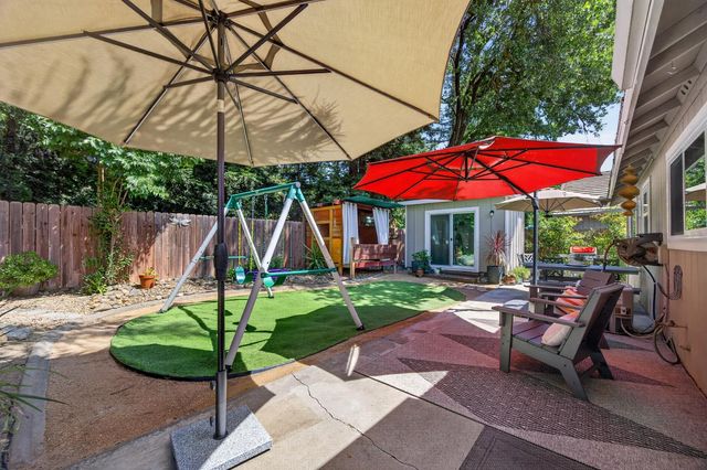 9509 Big Timber Dr, Elk Grove, CA 95758