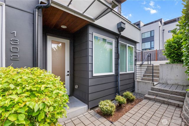 1302 30th Avenue S, Seattle, WA 98144