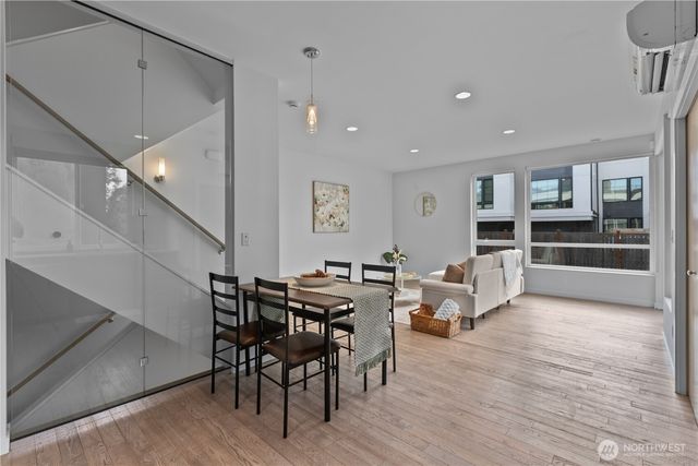 1302 30th Avenue S, Seattle, WA 98144