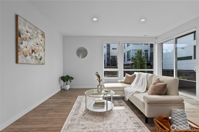 1302 30th Avenue S, Seattle, WA 98144