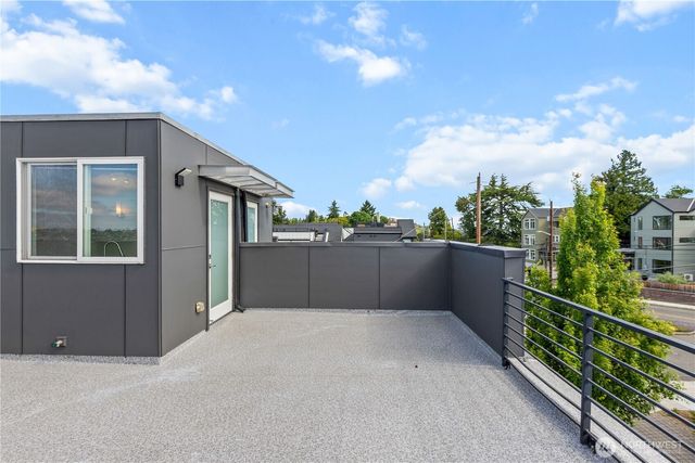 1302 30th Avenue S, Seattle, WA 98144
