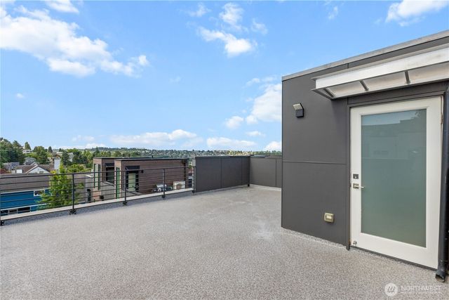 1302 30th Avenue S, Seattle, WA 98144
