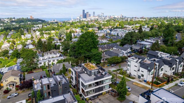 1302 30th Avenue S, Seattle, WA 98144