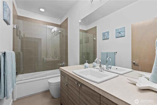 1302 30th Avenue S, Seattle, WA 98144