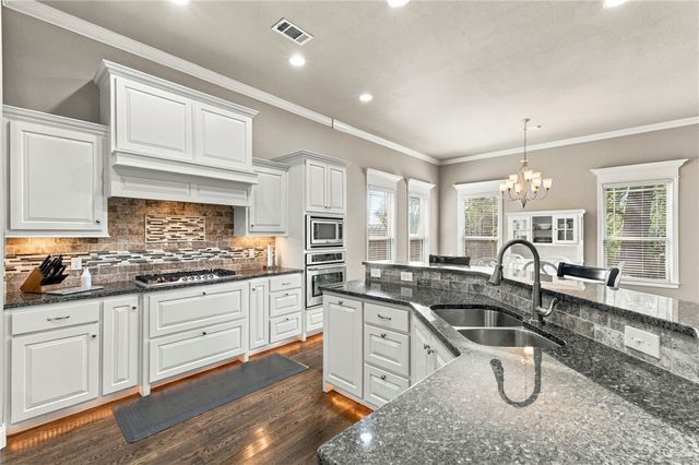 4202 NE Kenton Avenue, Bentonville, AR 72712