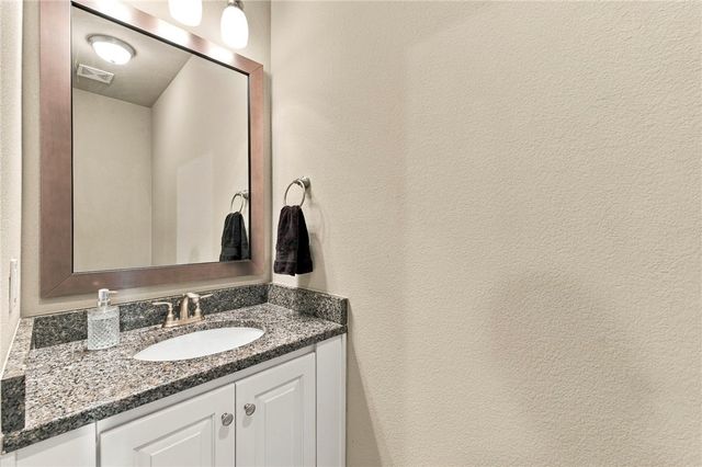 4202 NE Kenton Avenue, Bentonville, AR 72712