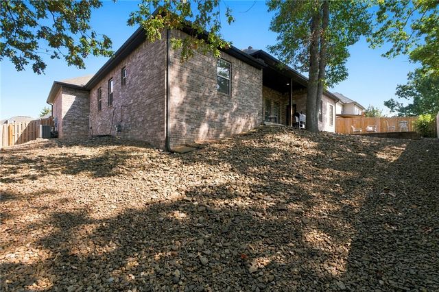 4202 NE Kenton Avenue, Bentonville, AR 72712