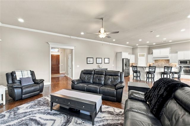 4202 NE Kenton Avenue, Bentonville, AR 72712