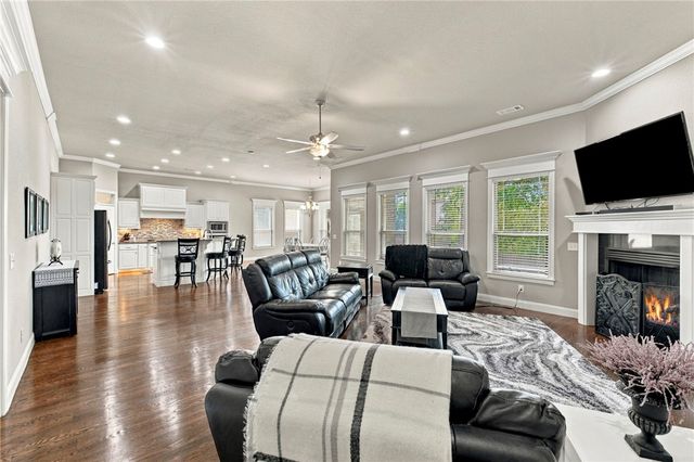 4202 NE Kenton Avenue, Bentonville, AR 72712