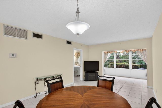 2115 NE 42nd Court 109n, Lighthouse Point, FL 33064