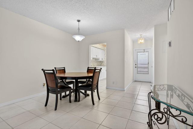 2115 NE 42nd Court 109n, Lighthouse Point, FL 33064