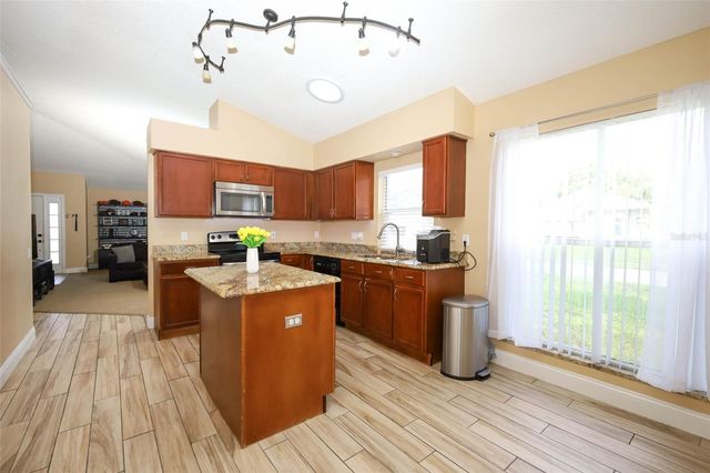 9271 BENT ARROW COVE, Apopka, FL 32703