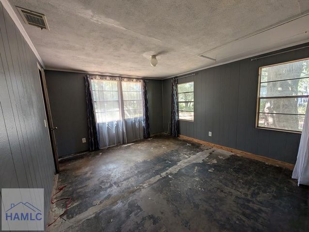 141 Nichols Road, Jesup, GA 31545