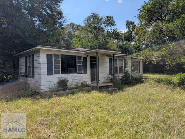 141 Nichols Road, Jesup, GA 31545