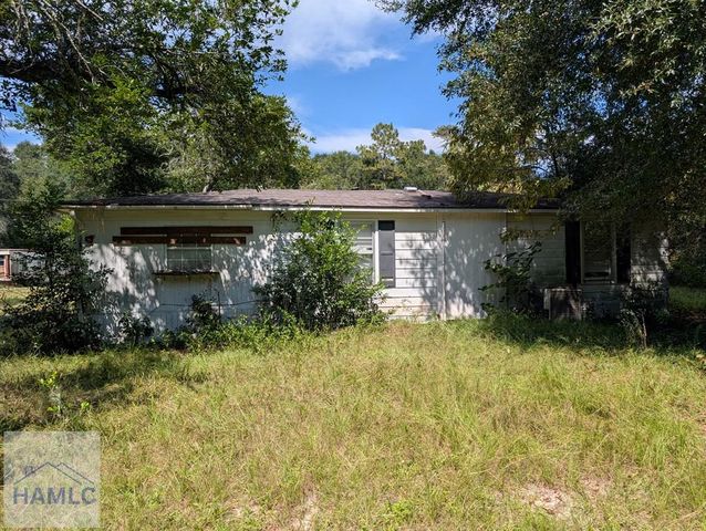 141 Nichols Road, Jesup, GA 31545