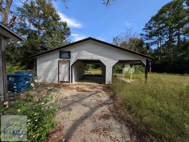141 Nichols Road, Jesup, GA 31545
