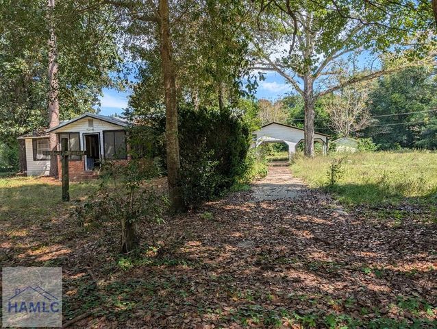 141 Nichols Road, Jesup, GA 31545