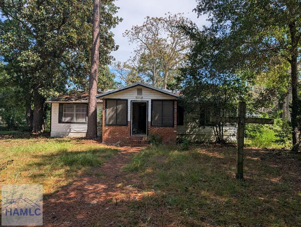 141 Nichols Road, Jesup, GA 31545