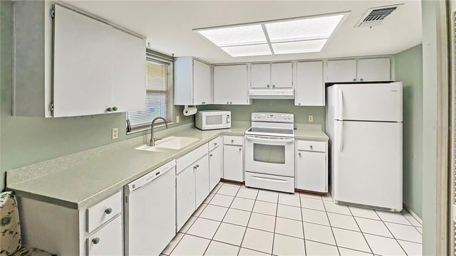6173 OCEAN PINES LANE, Spring Hill, FL 34606