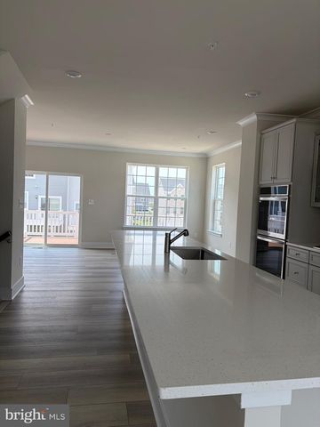 7614 RIVER REACH RD, Windsor Mill, MD 21244