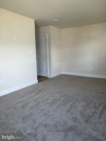 7614 RIVER REACH RD, Windsor Mill, MD 21244