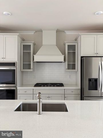 7614 RIVER REACH RD, Windsor Mill, MD 21244