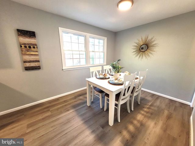 4552 KING EDWARD CT, Annandale, VA 22003