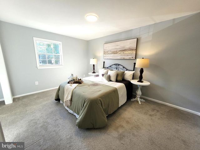 4552 KING EDWARD CT, Annandale, VA 22003