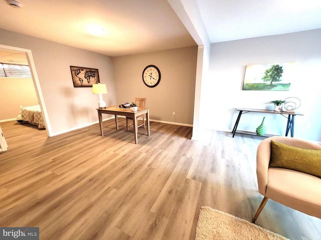4552 KING EDWARD CT, Annandale, VA 22003