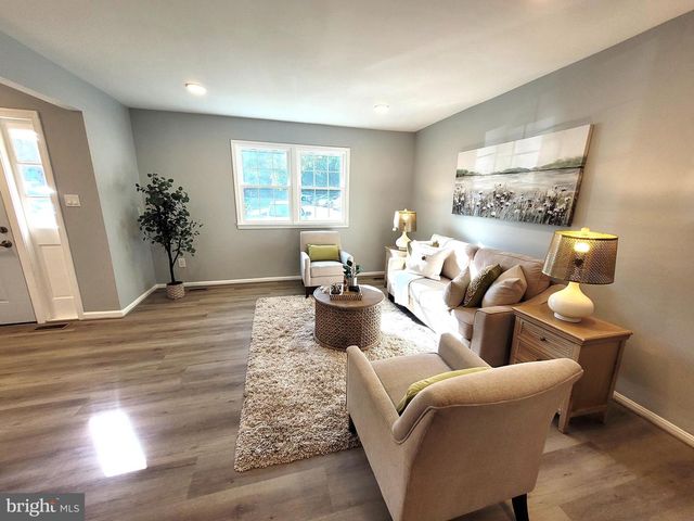 4552 KING EDWARD CT, Annandale, VA 22003