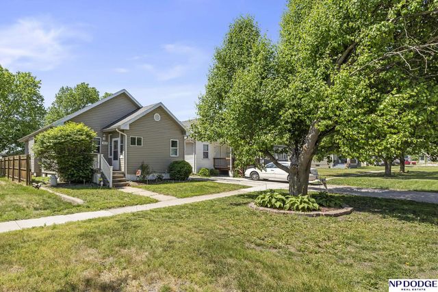 911 W Military Avenue, Fremont, NE 68025
