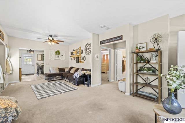 911 W Military Avenue, Fremont, NE 68025