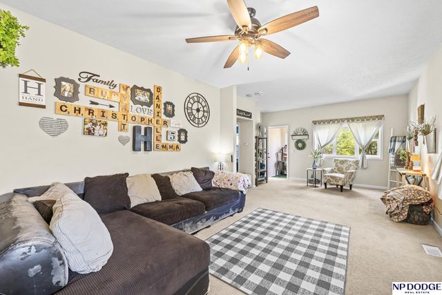 911 W Military Avenue, Fremont, NE 68025