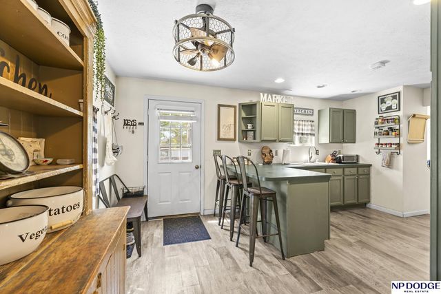 911 W Military Avenue, Fremont, NE 68025