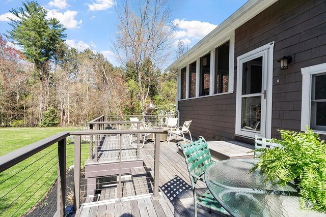 343 Holden Wood Rd, Concord, MA 01742