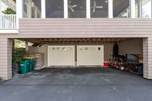 343 Holden Wood Rd, Concord, MA 01742