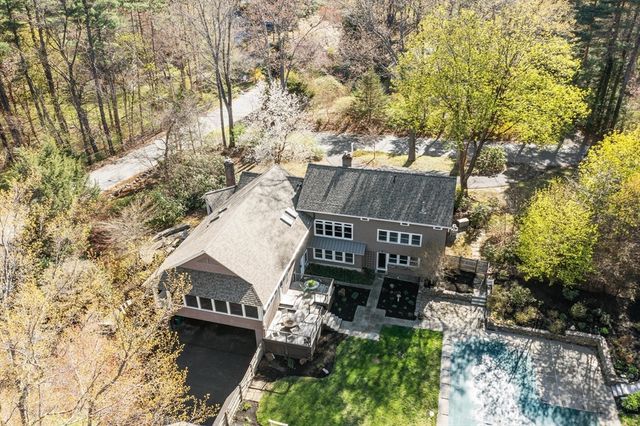 343 Holden Wood Rd, Concord, MA 01742