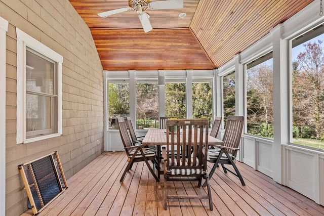 343 Holden Wood Rd, Concord, MA 01742
