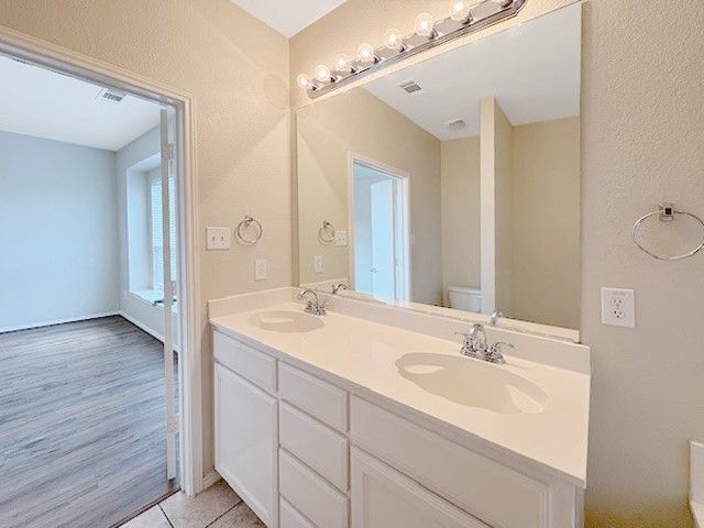 9716 Minton Drive, Fort Worth, TX 76108
