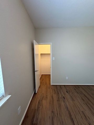 9716 Minton Drive, Fort Worth, TX 76108