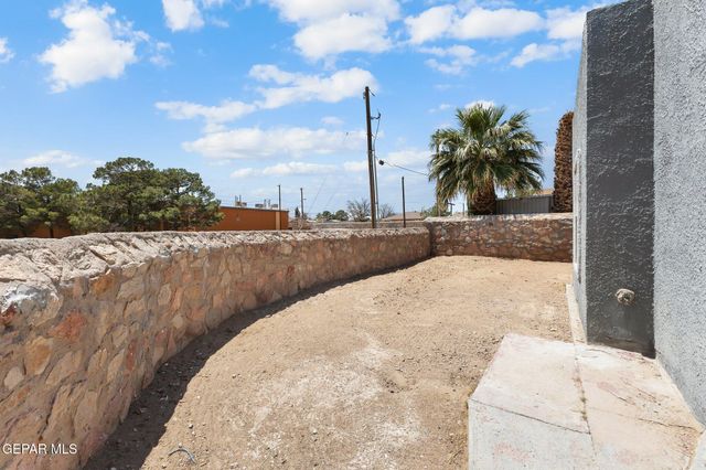 9127 Texas Red Drive, El Paso, TX 79907