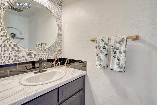 458 Rolling Hills Drive, Colorado Springs, CO 80919