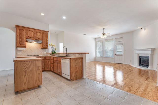 2720 Gray Rock Drive, Fort Worth, TX 76131