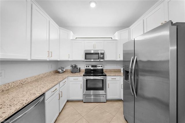 14035 Pine Lodge LN, Fort Myers, FL 33913