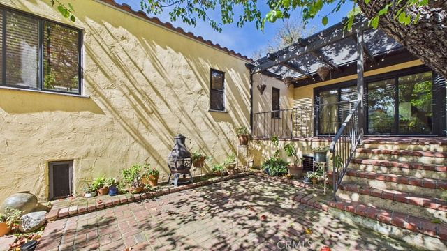 1430 E Mountain Street, Glendale, CA 91207