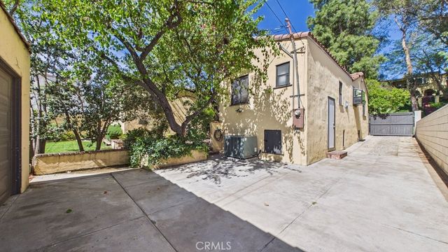 1430 E Mountain Street, Glendale, CA 91207