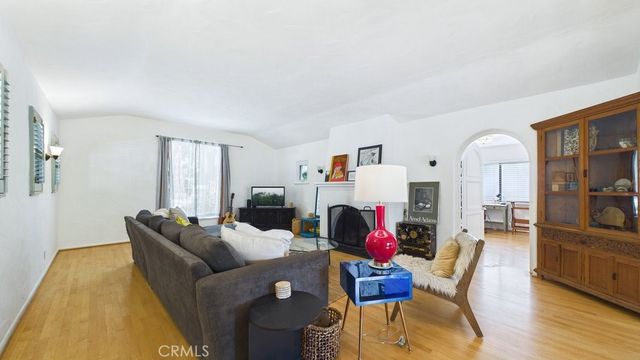 1430 E Mountain Street, Glendale, CA 91207