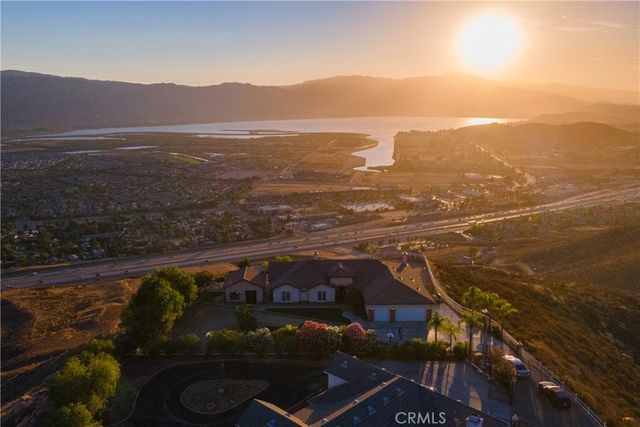 32330 Elsinore Heights, Wildomar, CA 92595